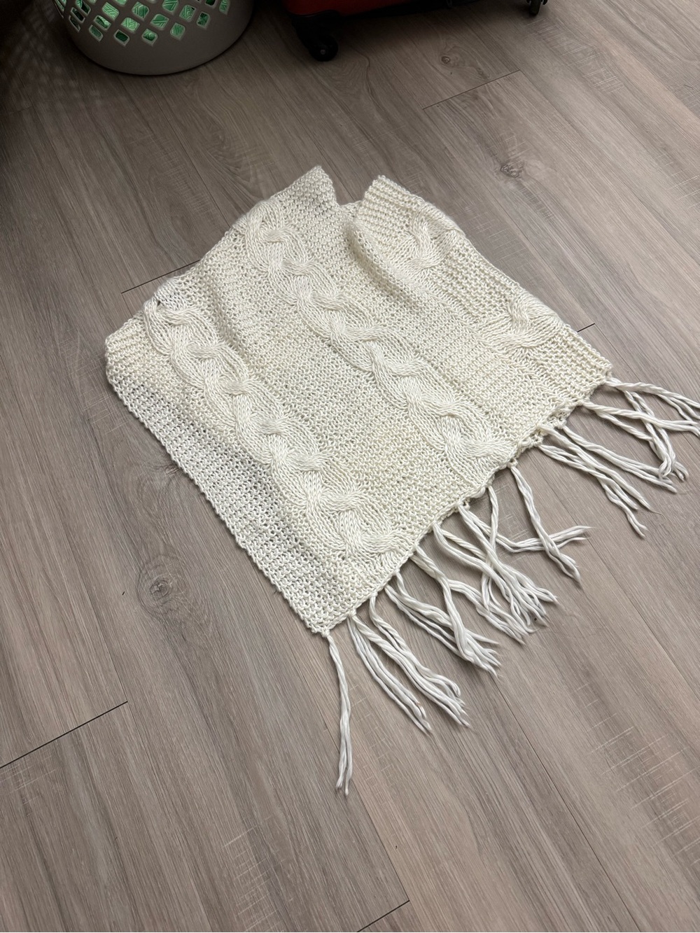 BCBGMaxAzria Cream Cable Knit Fringe Poncho